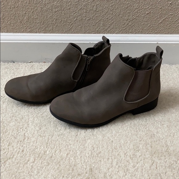 BOOTIES - Picture 4 of 6